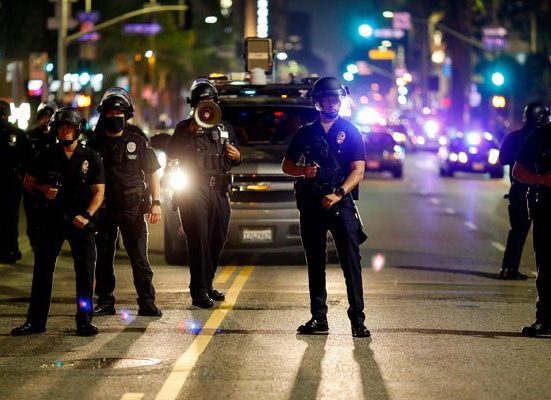 لاس اینجلس میں فائرنگ سے 6 افراد زخمی، 2 کی حالت تشویشناک