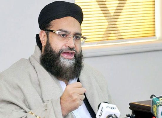 جبری طور پر مذہب کی تبدیلی کے خلاف ہیں: طاہر اشرفی