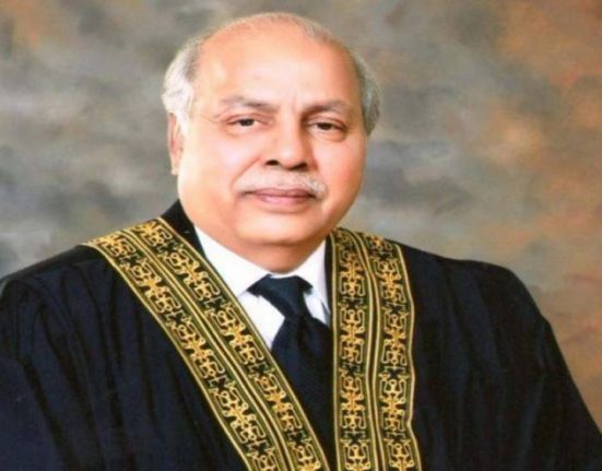 چیف جسٹس کی آمد پر تھر کی قسمت جاگ اٹھی