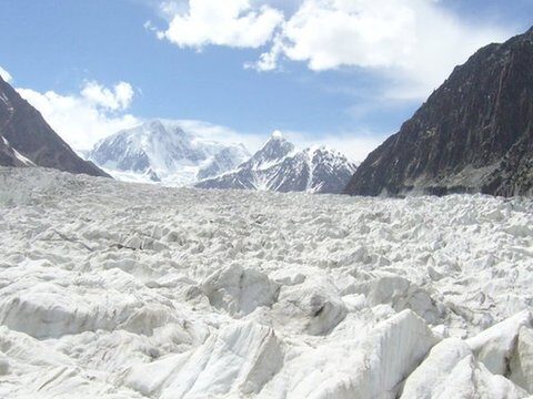 پگھلتے گلیشیئر اگلی مہلک عالمی وبا کا سبب ہوسکتے ہیں ماہرین