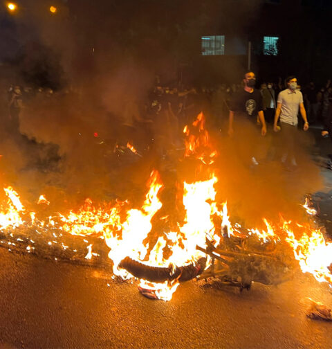 پیرس میں مہنگائی کیخلاف احتجاجی مظاہرے پھوٹ پڑے