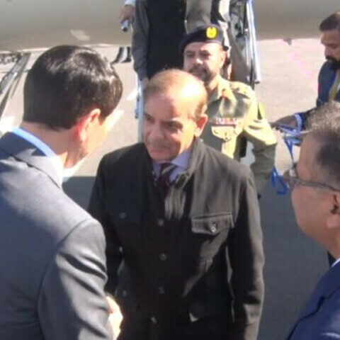وزیراعظم شہباز شریف قازقستان پہنچ گئے