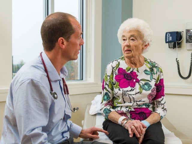 کینسر اور عمر میں اضافے کے درمیان تعلق؟