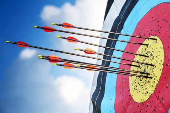 کراچی میں منعقدہ آرچری ایونٹ میں لڑکوں کے ساتھ لڑکیاں بھی پیش پیش