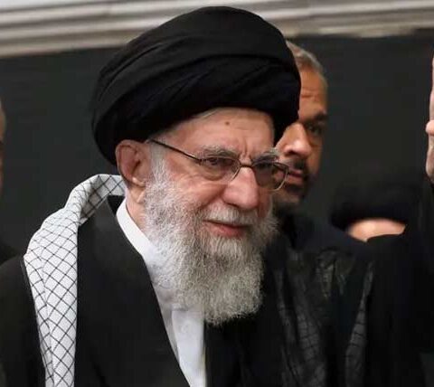 ایرانی سپریم لیڈر آیت اللّٰہ خامنہ ای محفوظ مقام پر منتقل