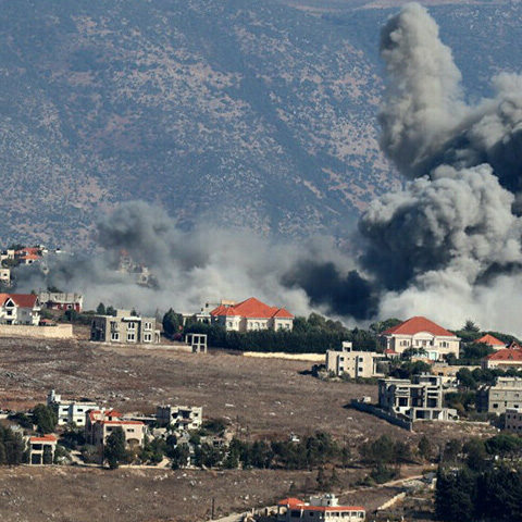 لبنان پر اسرائیلی طیاروں کی بمباری ، مزید 72 شہید ، 5 لاکھ افراد کی نقل مکانی