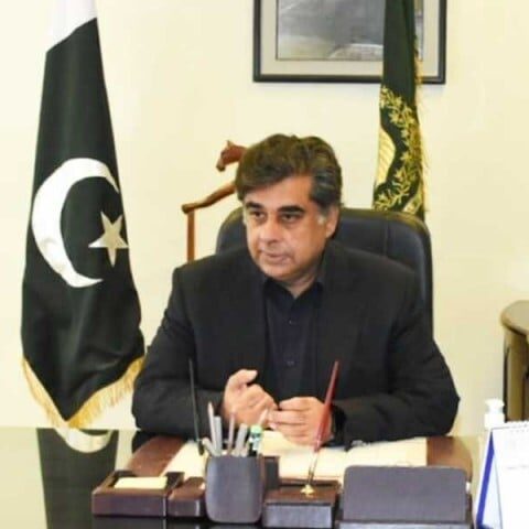 ملک چلانے کیلیے 80 ارب ڈالر کی ضرورت ہے، نگران وزیر تجارت