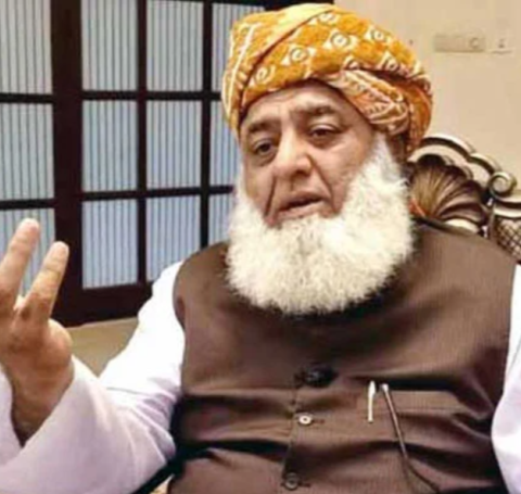 آئینی ترامیم پر اتفاق رائے کب تک ہوگا کچھ نہیں کہہ سکتے، فضل الرحمان