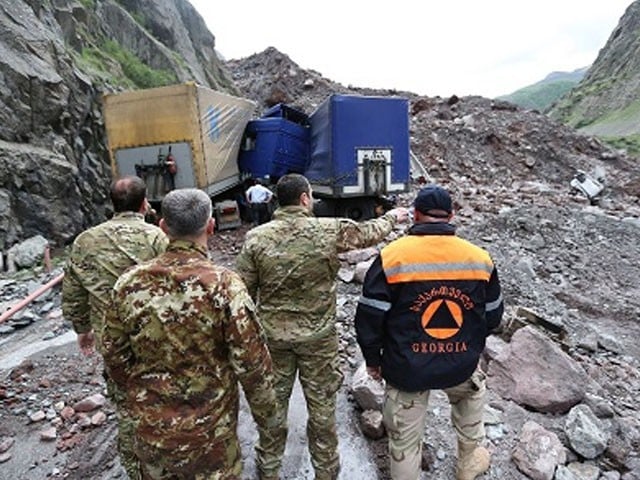 جارجیا میں لینڈ سلائیڈنگ سے 7 افراد ہلاک اور 30 لاپتا