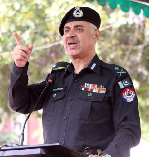 حملہ آور کو ٹریس کرلیا دہشتگردوں کے نیٹ ورک کے قریب ہیں آئی جی کےپی