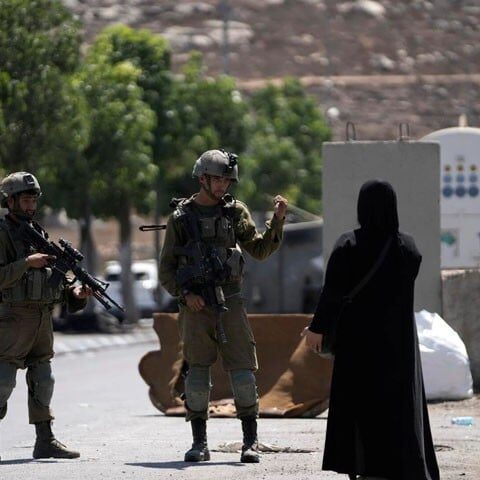 اسرائیلی فوج نے فلسطینی نوجوان کو سر میں گولی مار کر شہید کردیا