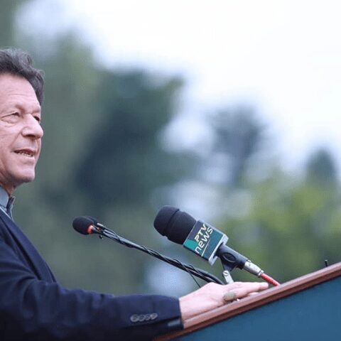 عمران خان کے آکسفورڈ چانسلر کا الیکشن لڑنے کا معاملہ سینیٹ پہنچ گیا