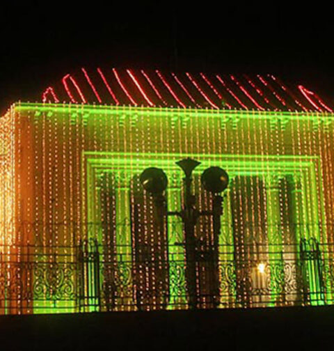 جشن آزادی، وفاقی دارالحکومت میں عمارتیں سجادی گئیں