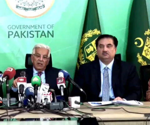 حکومت کا ملک بھر میں مارکیٹیں ساڑھے 8 اور شادی ہالز 10 بجے بند کرنے کا فیصلہ