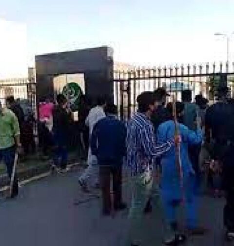 جی ایچ کیو گیٹ پر حملہ؛ 26شرپسندوں کی تصاویر میڈیا کے سامنے پیش