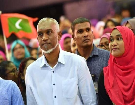 مالدیپ میں بھارت مخالف پارٹی نے پارلیمانی انتخابات میں میدان مارلیا