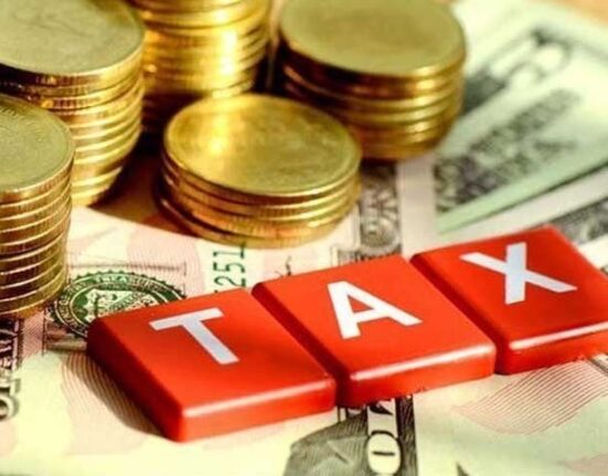 ٹیکس نیٹ بڑھانے کیلیے 145 وفاقی و صوبائی اداروں سے ڈیٹا لینے کا فیصلہ