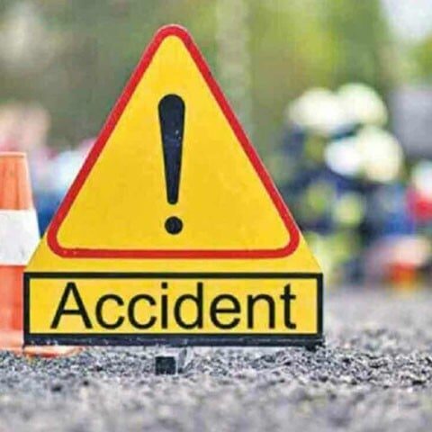 ایم فائیو موٹروے پر حادثہ، دلہن سمیت ایک ہی خاندان 8 افراد جاں بحق