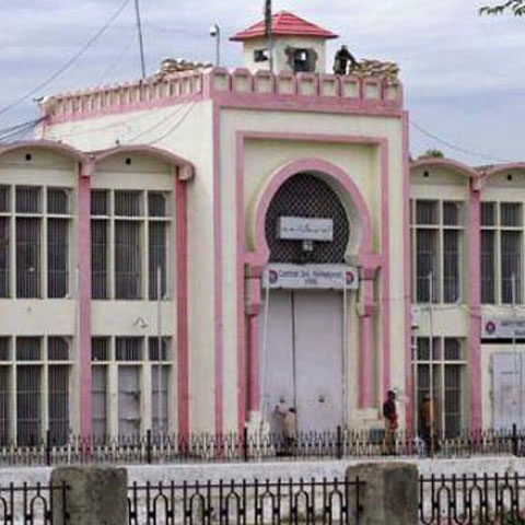 اڈیالہ جیل میں قیدیوں سے ملاقاتوں پر عائد پابندی ختم