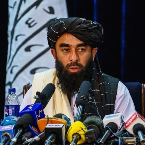 افغان مالیاتی اور بینکنگ سیکٹرز پر سے عالمی پابندیاں جلد ہٹ جائیں گی، طالبان