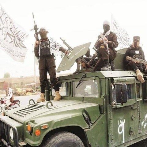 افغانستان میں طالبان ملٹری کی گاڑی دھماکے میں تباہ؛ 6 ہلاک اور 8 زخمی