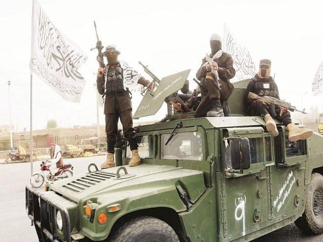 افغانستان میں طالبان ملٹری کی گاڑی دھماکے میں تباہ؛ 6 ہلاک اور 8 زخمی