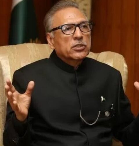 عمران خان کو 9 مئی کے واقعات کی کھل کر مذمت کرنی چاہیے، صدر عارف علویعمران خان کو 9 مئی کے واقعات کی کھل کر مذمت کرنی چاہیے، صدر عارف علوی