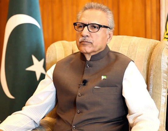 پریشر ککر کسی بھی دن پھٹ کر اقتدار پرغاصبانہ قبضہ کرنے والوں کو جھلسا دے گا، عارف علوی