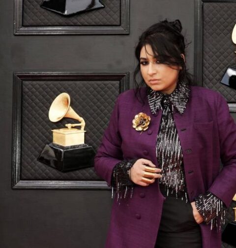 پاکستان کی پہلی فنکارہ عروج آفتاب گریمی شو میں پرفارم کریں گی