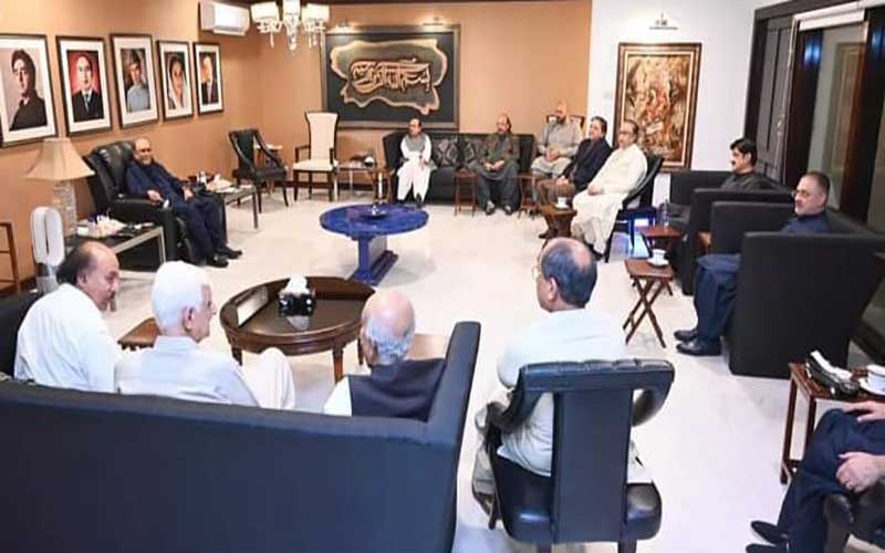 آصف زرداری سے بلاول ہاؤس میں پارٹی رہنماؤں کی ملاقات