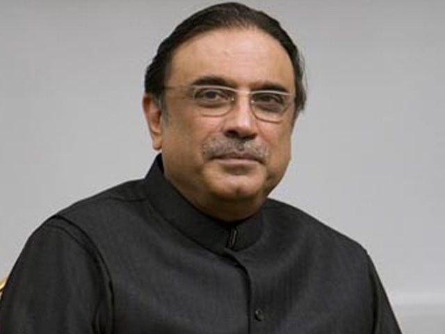 آصف زرداری کو صدارتی استثنیٰ مل گیا، احتساب عدالت نے کارروائی روک دی