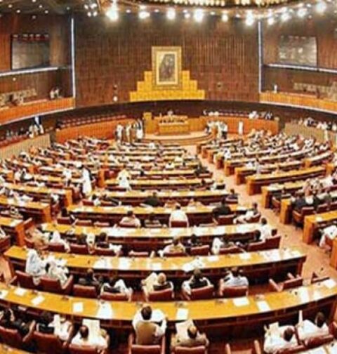 قومی اسمبلی میں پنجاب الیکشن کے فنڈز کی تحریک کثرت رائے سے مسترد