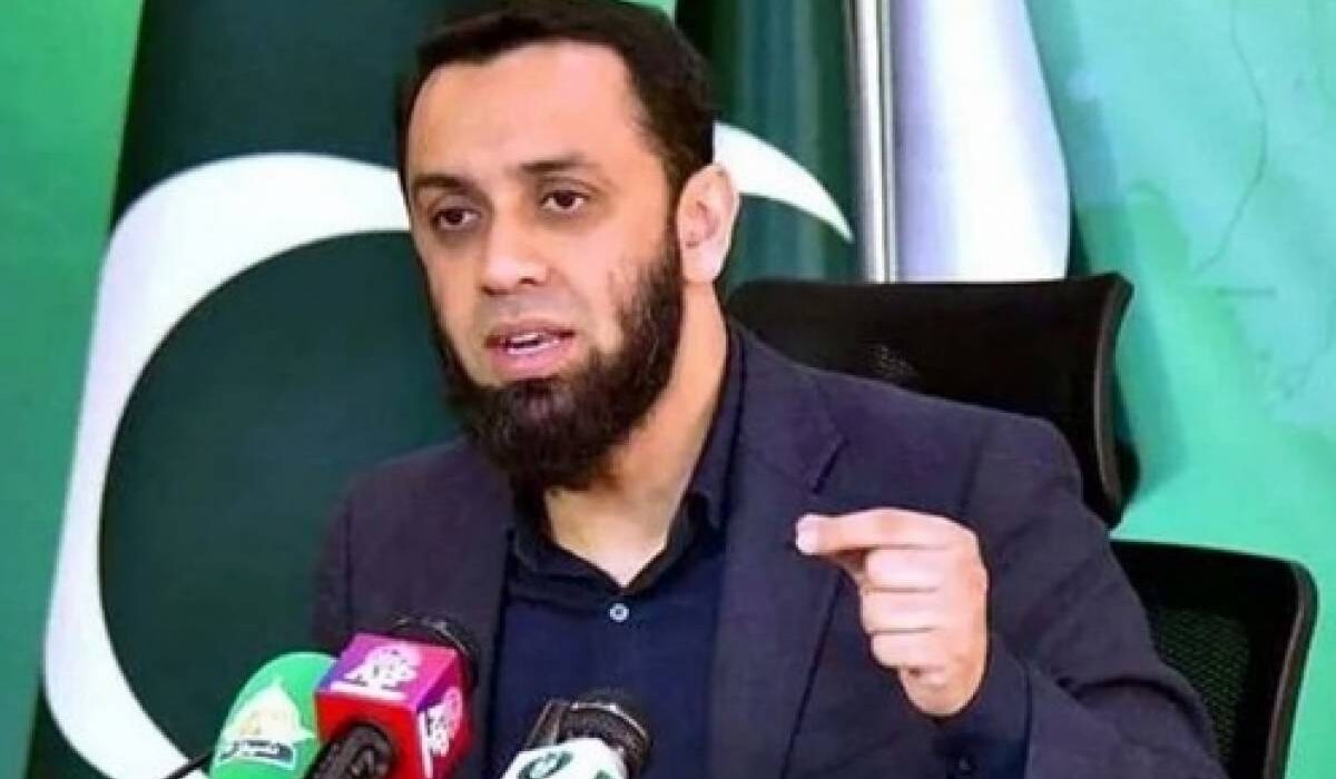 توشہ خانہ کیس میں عطا تارڑ کی مبینہ آڈیو عدالت میں سنائی گئی