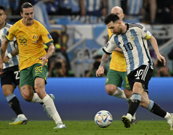 فیفا ورلڈکپ آسٹریلیا کو شکست، ارجنٹینا نے کوارٹر فائنل کیلئے کوالیفائی کرلیا