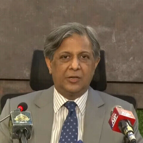 قانون سازی عوام کی منتخب پارلیمنٹ کا حق ہے یہ حق کسی کو نہیں دینگے اعظم نذیر تارڑ