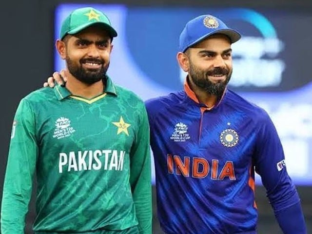 بابراعظم تمام فارمیٹ کا بہترین کھلاڑی ہے، ویرات کولی