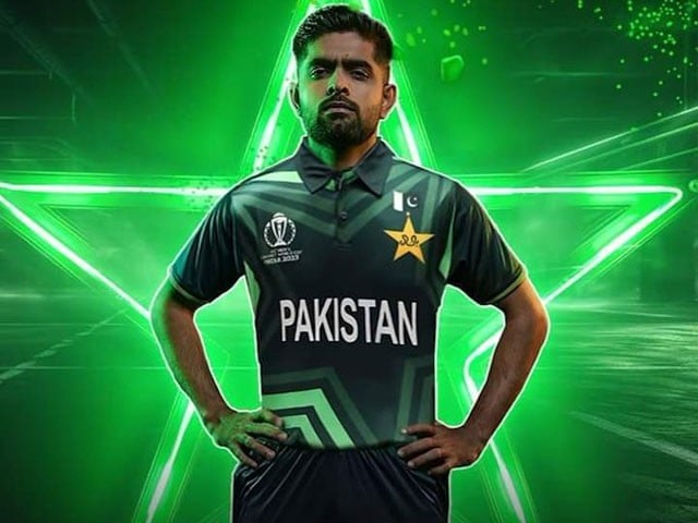 بابراعظم ورلڈ کپ میں تین یا چار سنچریاں بنائے گا، سابق بھارتی کرکٹر کی پیش گوئی