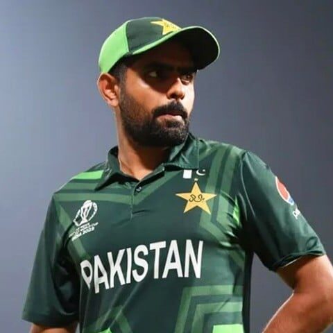 صرف ٹی20 نہیں تینوں فارمیٹ کی کپتانی دیں، بابر مطالبات پر ڈٹ گئے