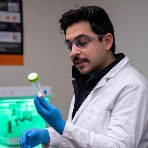 خردبینی سوئیوں والی پٹی، خون فوری طور پر روکنے میں انتہائی مؤثر ثابت