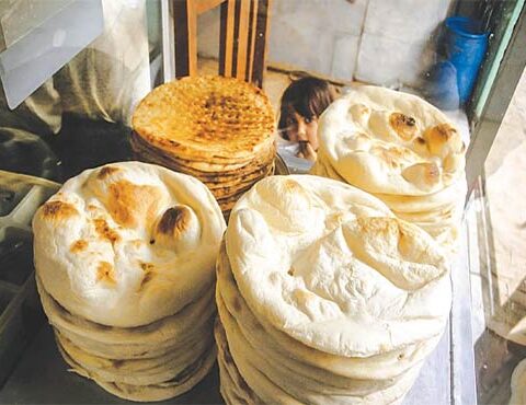 پشاور میں روٹی 30 روپے کی ہو گئی