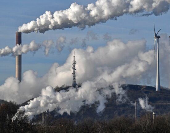 گزشتہ برس کاربن ڈائی آکسائیڈ کے اخراج میں ہوشربا اضافہ
