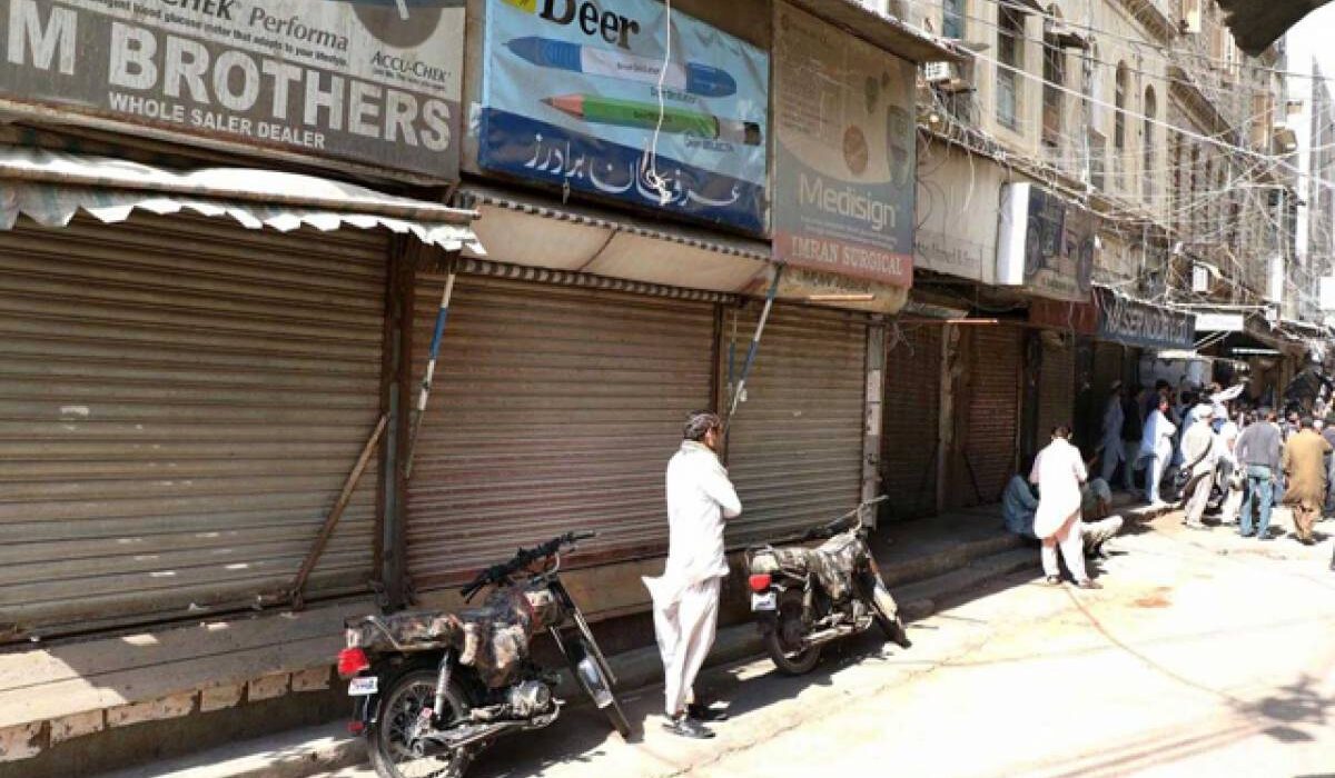 کاروبار کی بندش کے فیصلے پر تاجر دو دھڑوں میں تقسیم