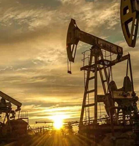 عالمی منڈیوں میں خام تیل کی قیمتوں میں بڑی کمی