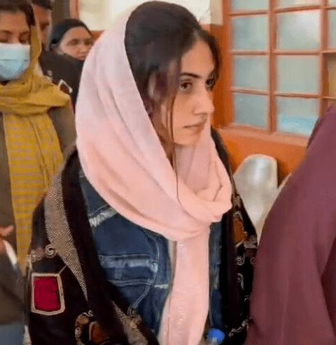 عامر لیاقت کی سابقہ اہلیہ دانیہ شاہ کو پیش نہ کرنے پر نوٹسز جاری