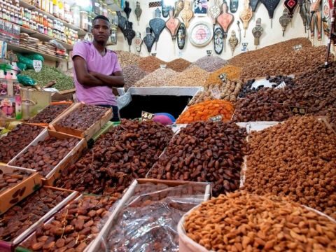 سیلاب سے فصلیں تباہ کھجور کی تجارت بحران سے دوچار