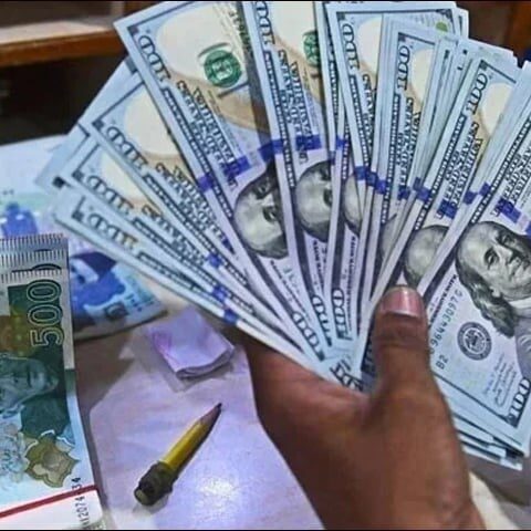ڈالر کے انٹربینک ریٹ 277 روپے سے نیچے آگئے