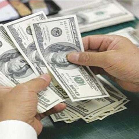 ڈالر کی تنزلی جاری ، اسٹاک ایکسچینج ملکی تاریخ کی بلند ترین سطح پر