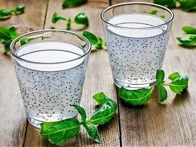 رمضان میں وزن کم کرنا چاہتے ہیں تو یہ مشروب پیئیں