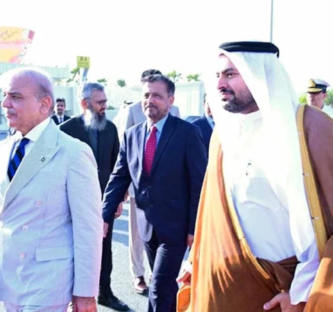 وزیراعظم شہباز شریف آج امیر قطر سے ملاقات کریں گے