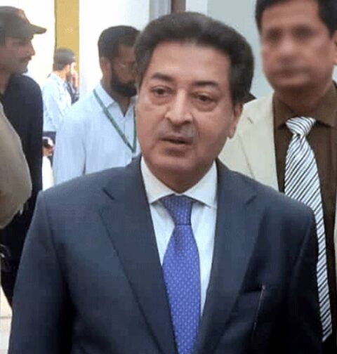 مجھے اپنے اختیارات اور آئینی تقاضے پر عمل کرنےسے روکا جارہا ہے چیف الیکشن کمشنر